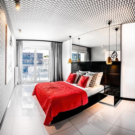 Apartamenty Homely Place Serce Poznania - Stary Rynek - Parking Szoba fotó